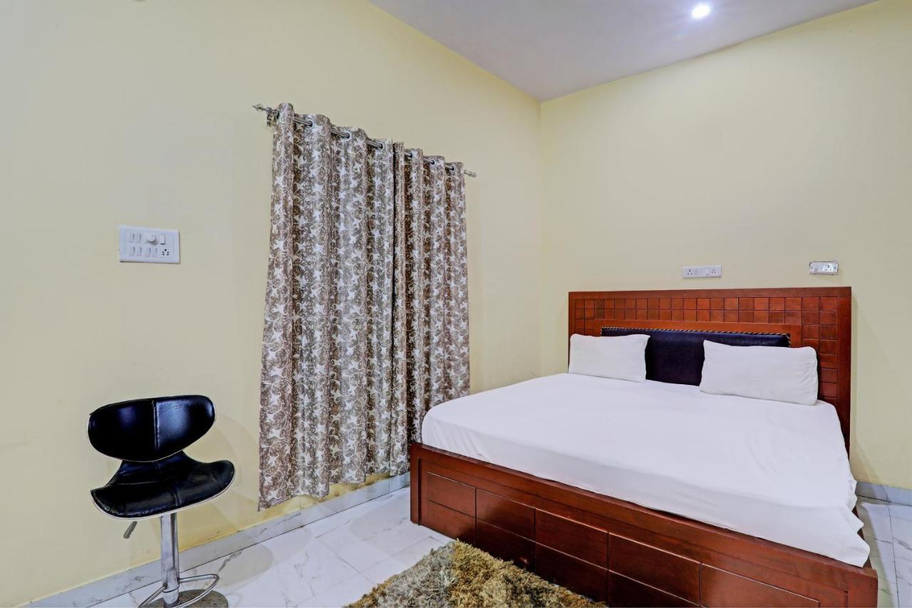 Hotel O Home Singhs Delight Varanasi Exteriör bild