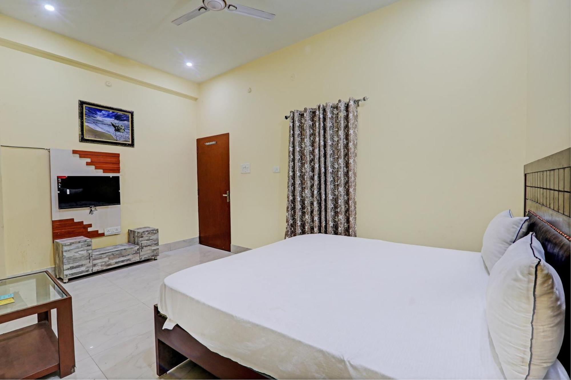 Hotel O Home Singhs Delight Varanasi Exteriör bild