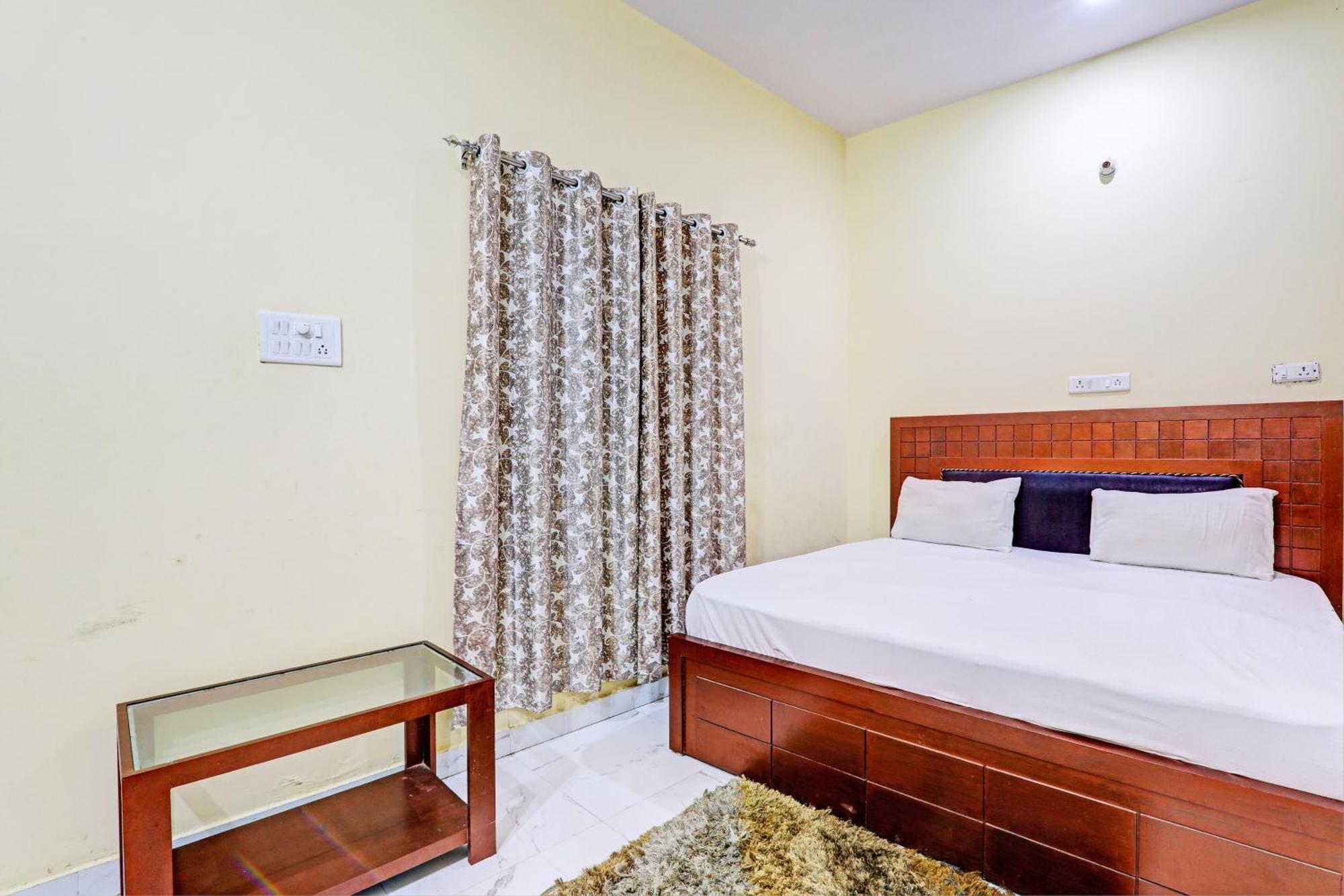 Hotel O Home Singhs Delight Varanasi Exteriör bild